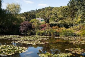 VIP Giverny Tour of Claude Monet’s House and Gardens