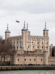 The Tower Of London Guided Tour with Bridge Entry